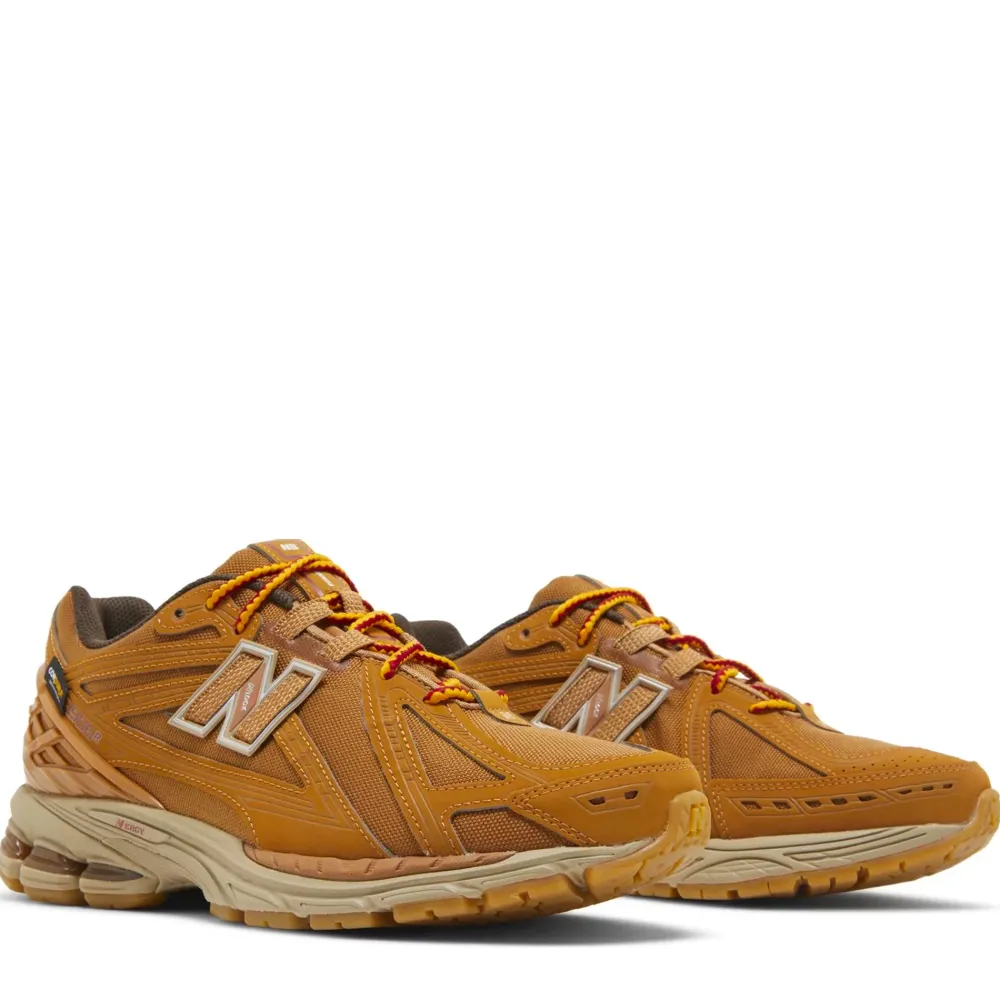 New Balance 1906R Cordura Pocket Wheat|Plus Online