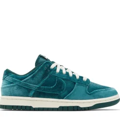 Nike Dunk Low Green Velvet (W) ||Plus Outlet