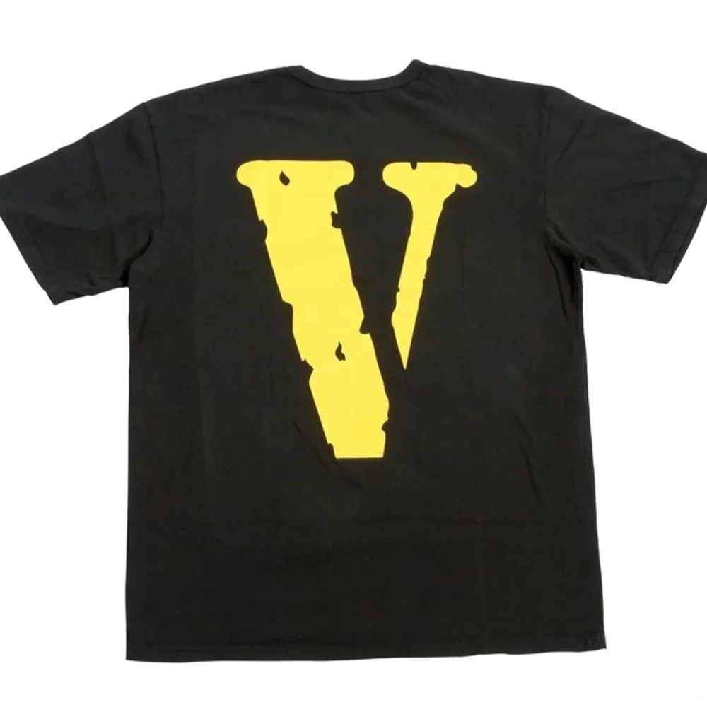 Vlone "Friends" Tee Black/Yellow ||Plus Hot